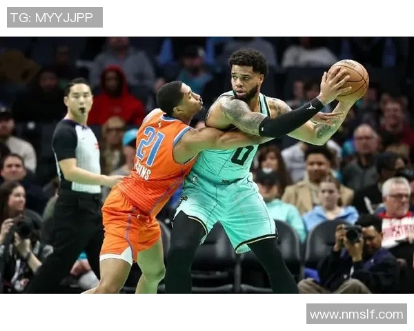 2017年12月12日雷霆队与黄蜂队精彩对决回顾与赛后分析